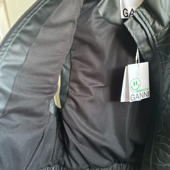 Ganni Vest - Picture 3 of 6